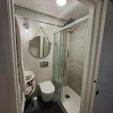 Thouse Fontainhas Апартаменты *